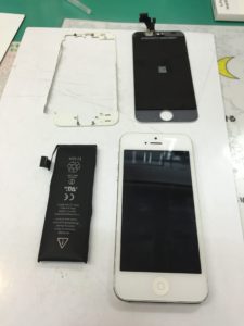 iPhone5 電池パック膨張での修理受付の修理実績・すまほ屋