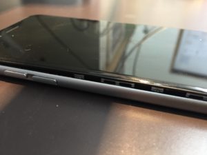 すまほ屋はiPhone修理だけではなく、ケースやカバー、強化ガラスフィルムも県内最安ですよ!の修理実績・すまほ屋